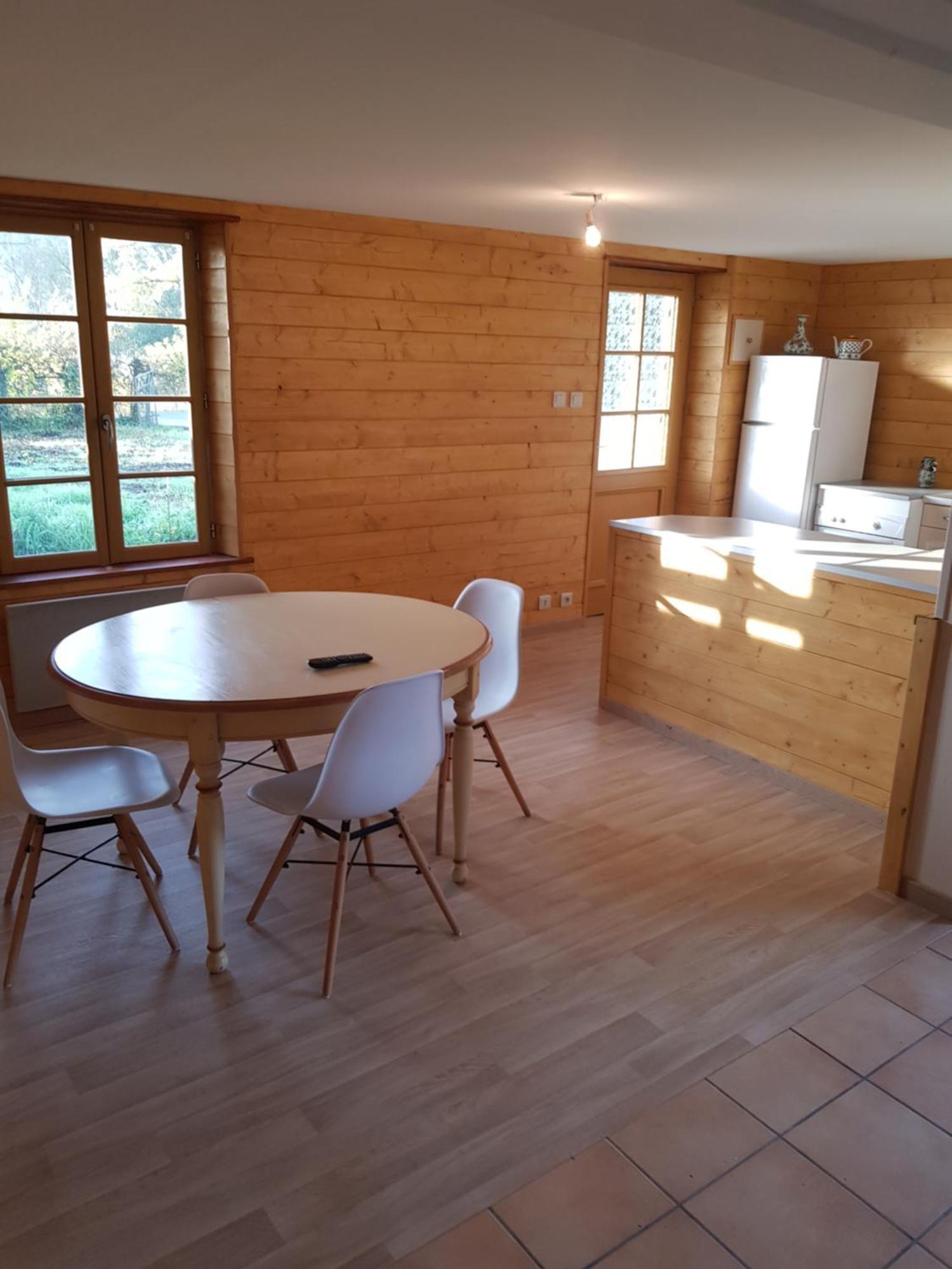 La Maison Dans Les Bois Soucelles Exterior photo